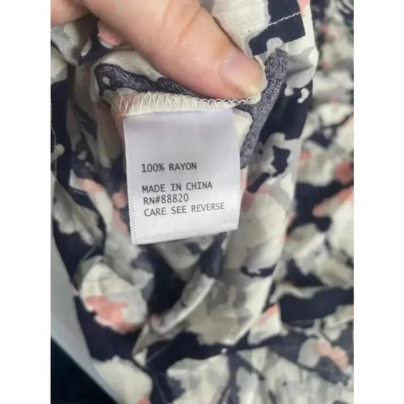 Women's Saint Tropez West Blue and Pink Floral 3/4 Sleeve Blouse Size 1X NWT 068 - Picture 11 of 11